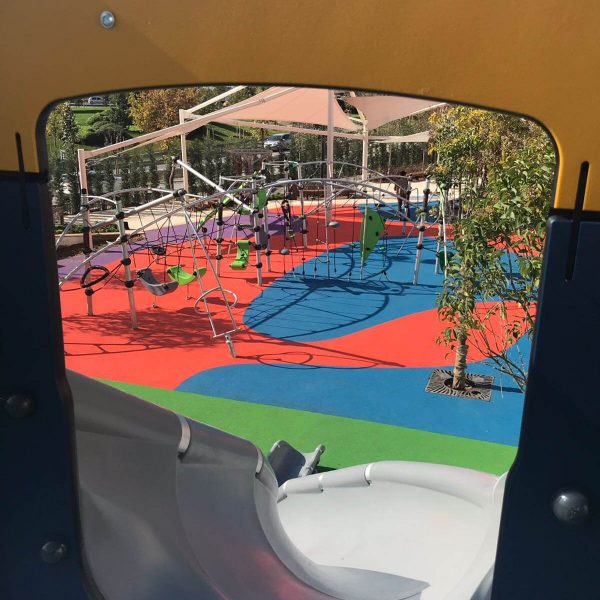 Rönesan Hilltown playground